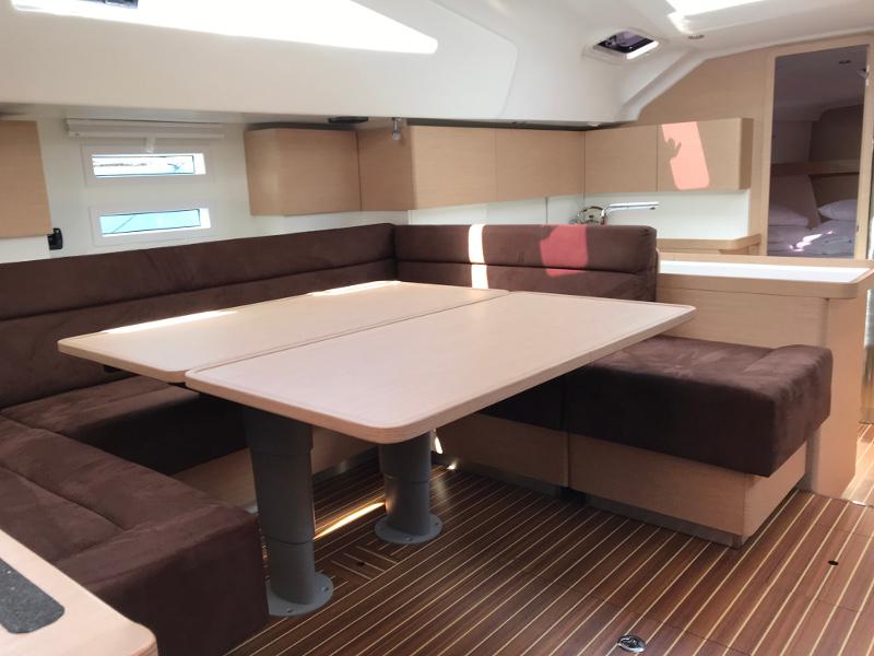 Book yachts online - sailboat - Elan 50 Impression - LOVIS new 2019+AC+G - rent