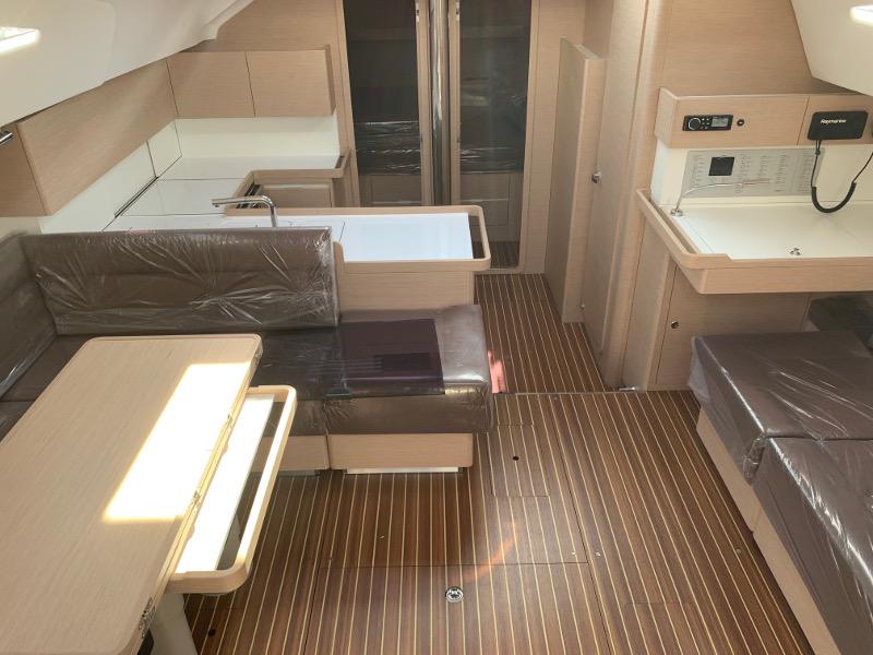 Book yachts online - sailboat - Elan 50 Impression - LOVIS new 2019+AC+G - rent