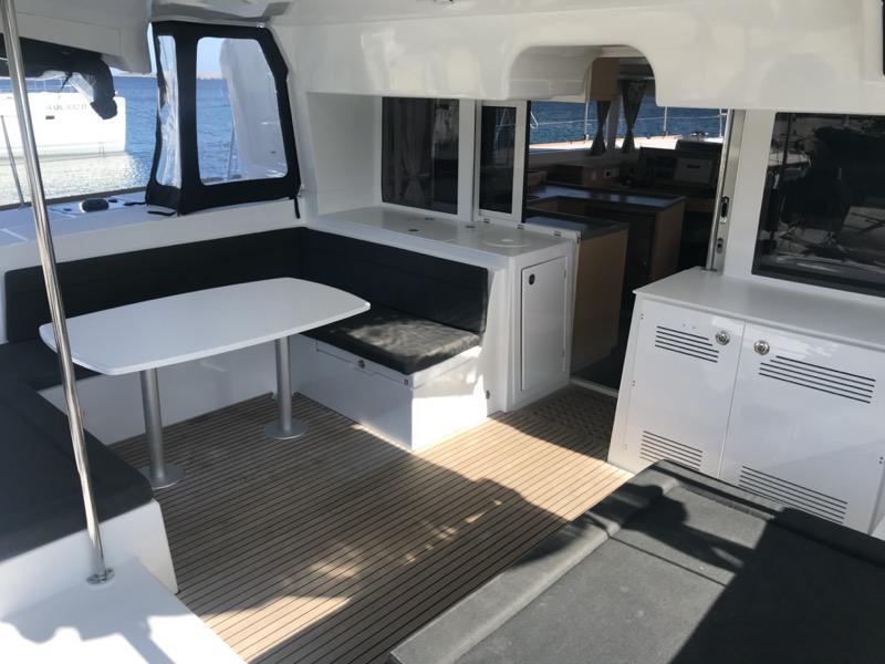 Book yachts online - catamaran - Lagoon 450F - Corona Borealis 11 - rent