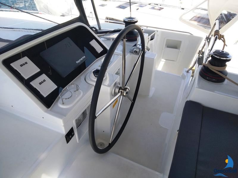 Book yachts online - catamaran - Lagoon 450  Flybridge - Grecostar - rent