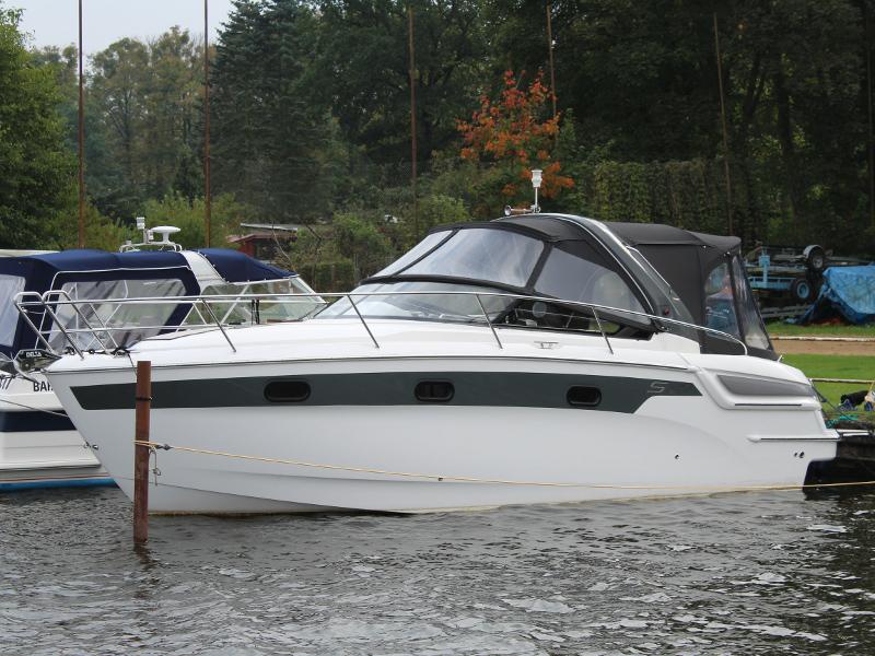 Book yachts online - motorboat - Bavaria S29 OPEN - Spirit of St. Tropez - rent