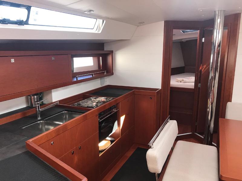 Book yachts online - sailboat - Oceanis 45 - Atlantica - rent