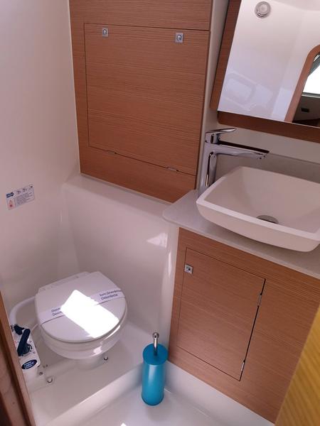 Book yachts online - sailboat - Dufour 460 Grand Large - Millennium Falcon - rent