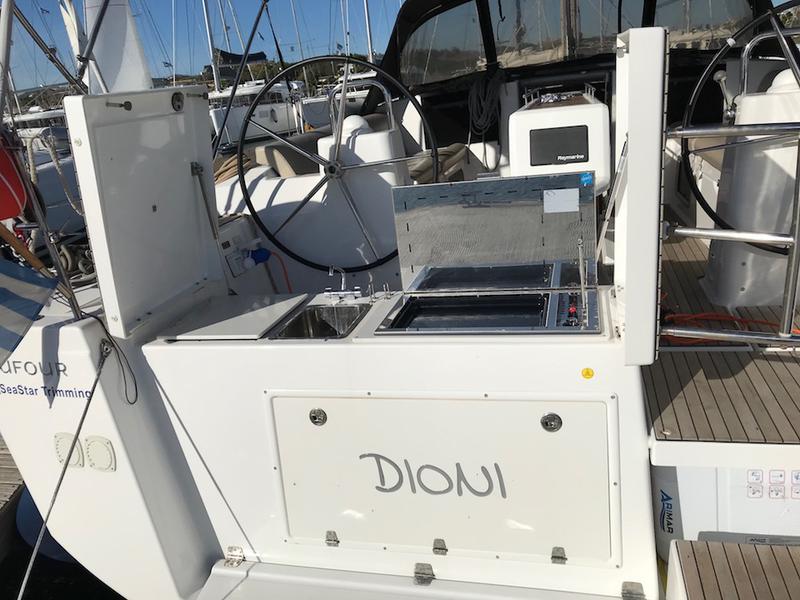 Book yachts online - sailboat - Dufour 460 Grand Large - Dioni - rent