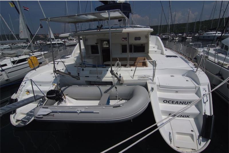 Book yachts online - catamaran - Lagoon 440 (4+2 cab) - OCEANUS - rent