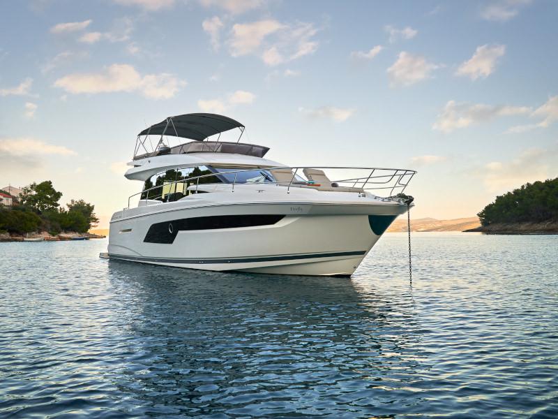 Book yachts online - motorboat - Prestige 520 Fly - Firefly - rent