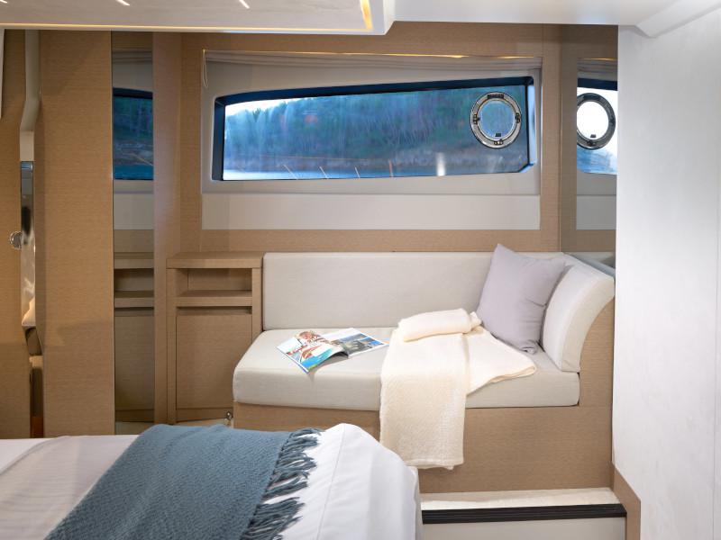 Book yachts online - motorboat - Prestige 520 Fly - Firefly - rent