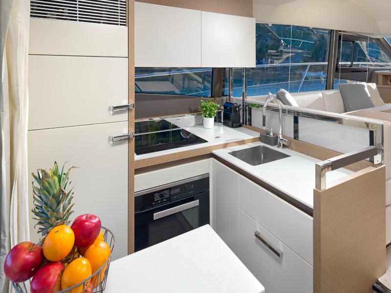 Book yachts online - motorboat - Prestige 520 Fly - Firefly - rent