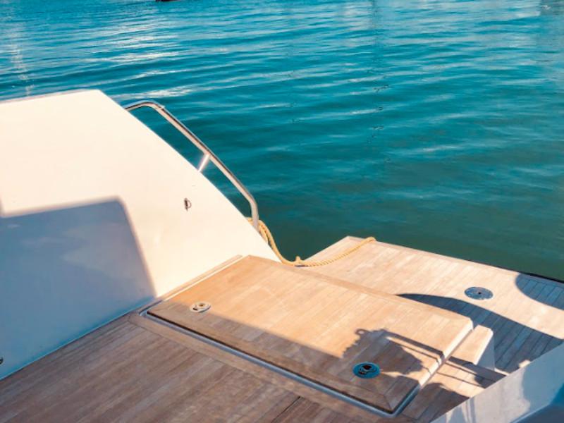 Book yachts online - powercatamaran - Nautitech 47 Power - ZEUS - rent
