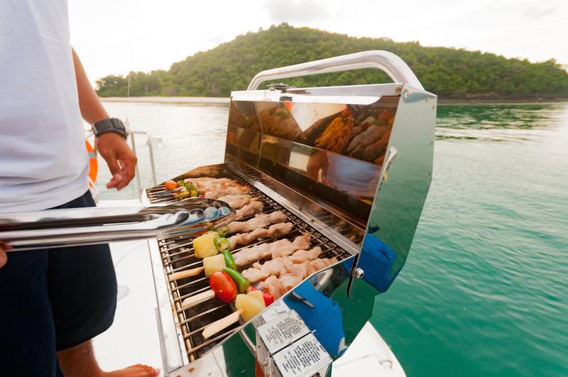 Book yachts online - powercatamaran - Nautitech 47 Power - ZEUS - rent