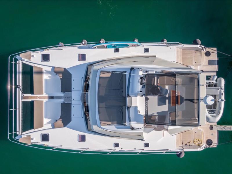 Book yachts online - powercatamaran - Nautitech 47 Power - ZEUS - rent