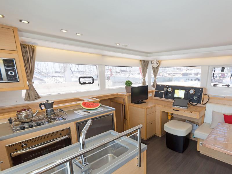 Book yachts online - catamaran - Lagoon 450 - Marmar - rent