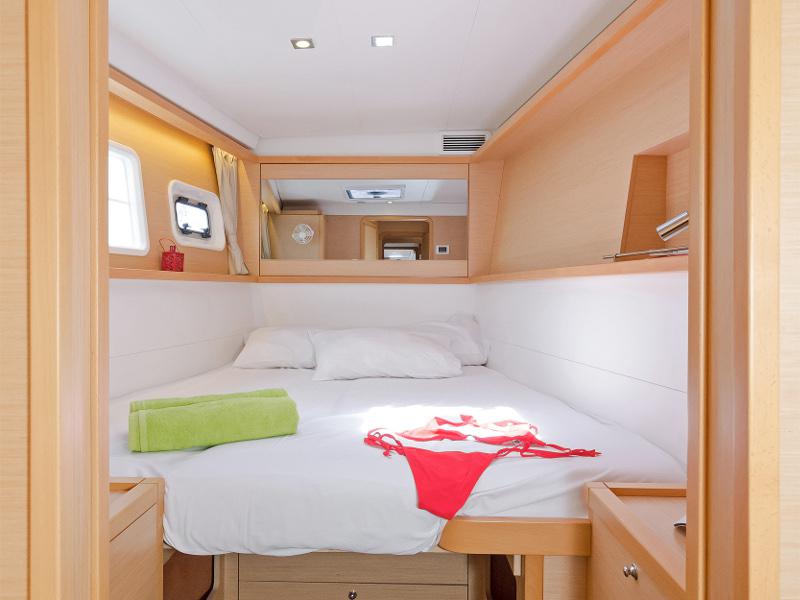 Book yachts online - catamaran - Lagoon 450 - Marmar - rent