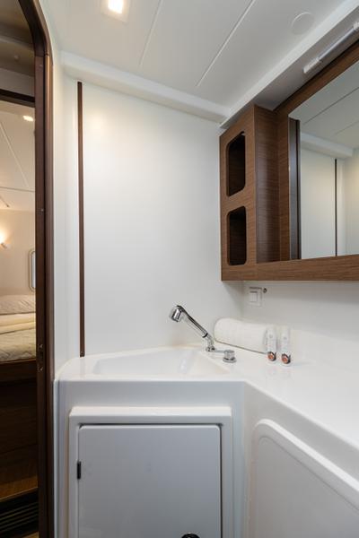 Book yachts online - catamaran - Lagoon 42 - Notorious | A/C, Gen, Watermaker, 12 pax - rent