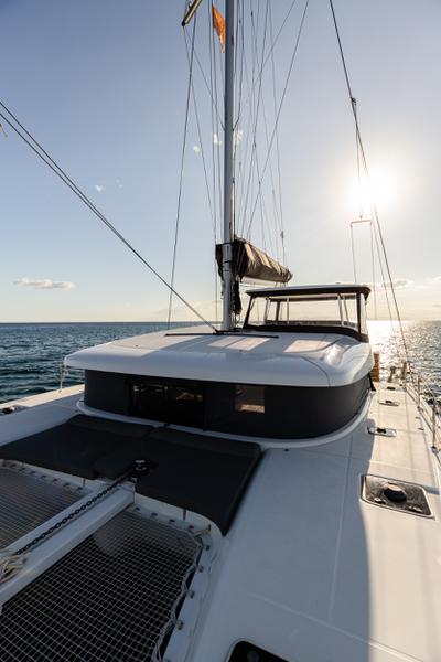 Book yachts online - catamaran - Lagoon 42 - Notorious | A/C, Gen, Watermaker, 12 pax - rent