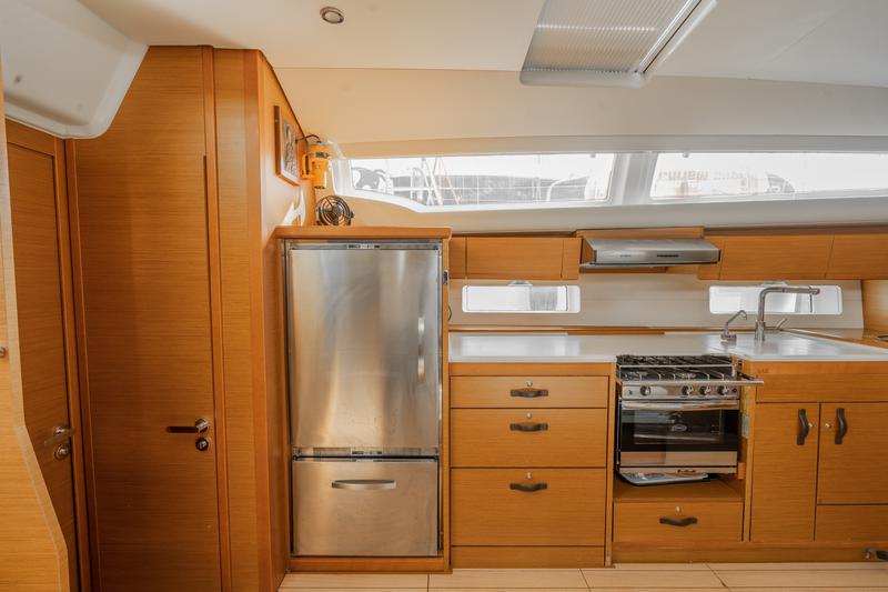Book yachts online - sailboat - Jeanneau 54 - ath5404 - rent