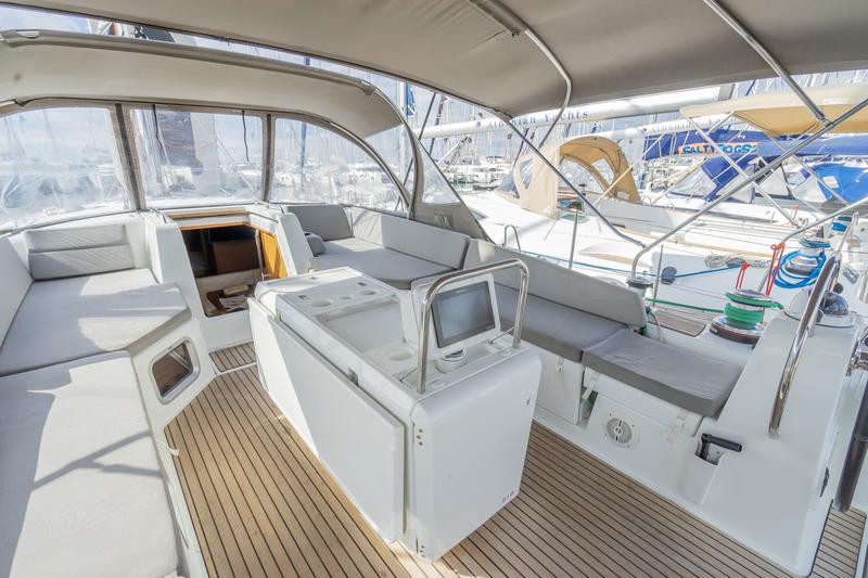 Book yachts online - sailboat - Jeanneau 54 - ath5404 - rent