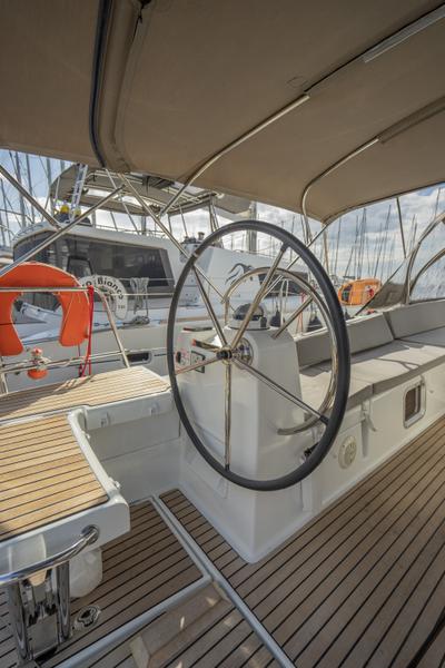 Book yachts online - sailboat - Jeanneau 54 - ath5404 - rent