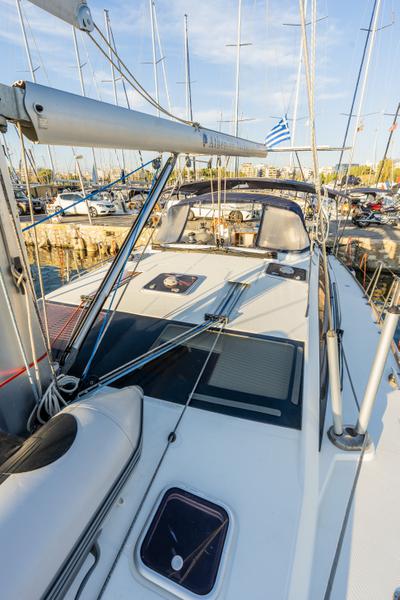 Book yachts online - sailboat - Jeanneau 53 (5 cabs) - PEARL - rent