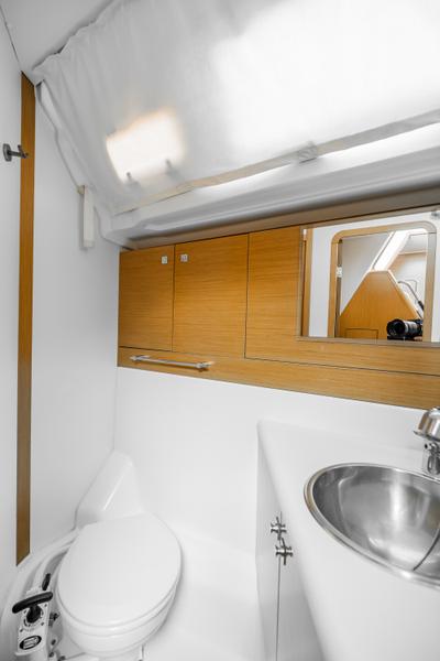Book yachts online - sailboat - Jeanneau 53 (5 cabs) - PEARL - rent