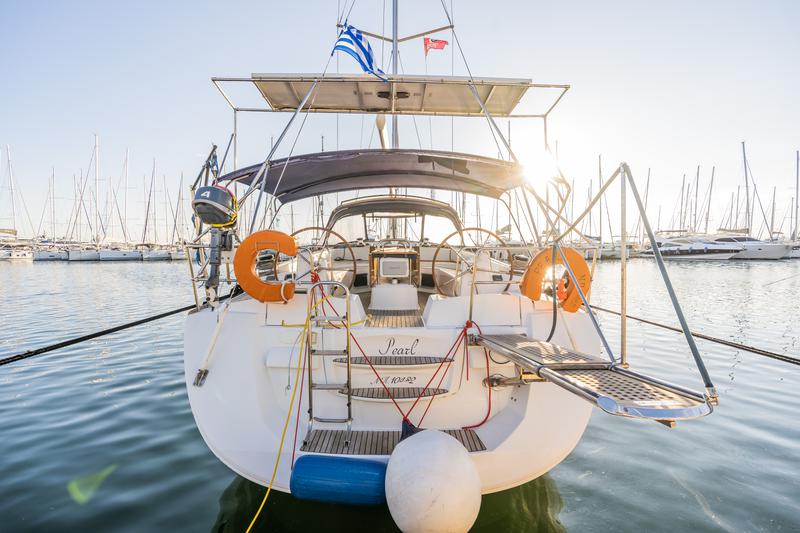 Book yachts online - sailboat - Jeanneau 53 (5 cabs) - PEARL - rent