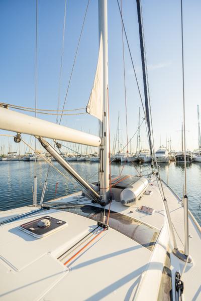 Book yachts online - sailboat - Jeanneau 53 (5 cabs) - PEARL - rent