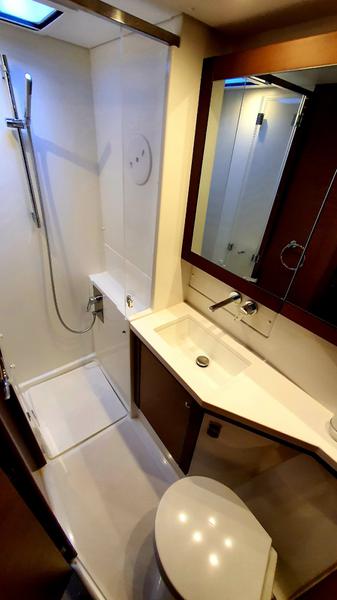 Book yachts online - catamaran - Lagoon 450F - ISMA - rent