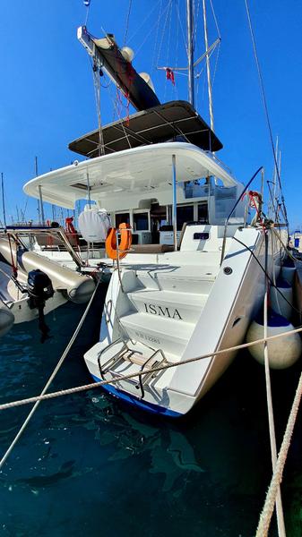 Book yachts online - catamaran - Lagoon 450F - ISMA - rent