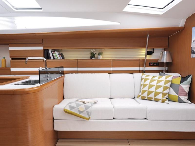 Book yachts online - sailboat - Jeanneau 53 (6 cab) - REGINA V - rent