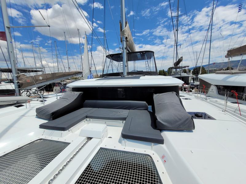Book yachts online - catamaran - Lagoon 46 - PERGISOS - rent