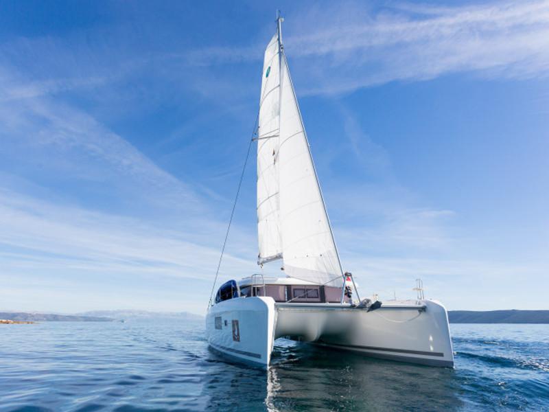 Book yachts online - catamaran - Lagoon 42 - GINGER 1  - rent