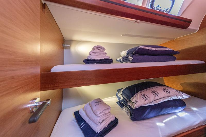 Book yachts online - sailboat - Dufour 56 Exclusive - Barmaley - fully equipped - rent