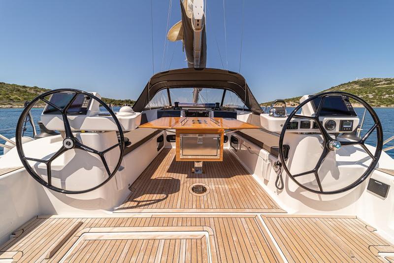 Book yachts online - sailboat - Dufour 56 Exclusive - Barmaley - fully equipped - rent