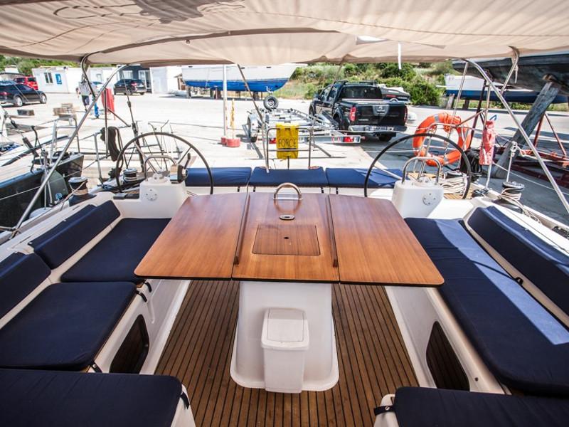 Book yachts online - sailboat - Dufour 56 Exclusive - TEFNUT - fully equipped - rent