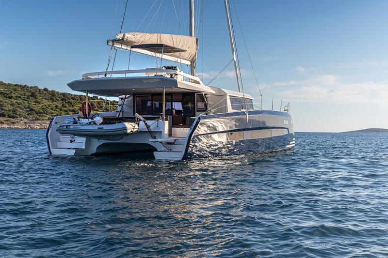 Book yachts online - catamaran - Dufour 48 Catamaran - NOX - BLUE HULL, AC+GEN., UNDERWATER LIGHTS - rent