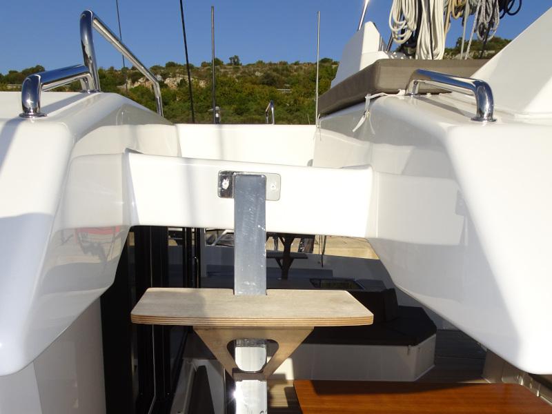 Book yachts online - catamaran - Dufour 48 Catamaran - YAM - BLUE HULL, AC+GEN., UNDERWATER LIGHTS - rent