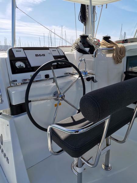 Book yachts online - catamaran - Lagoon 42 - Kaiki (A/C - Generator) - rent