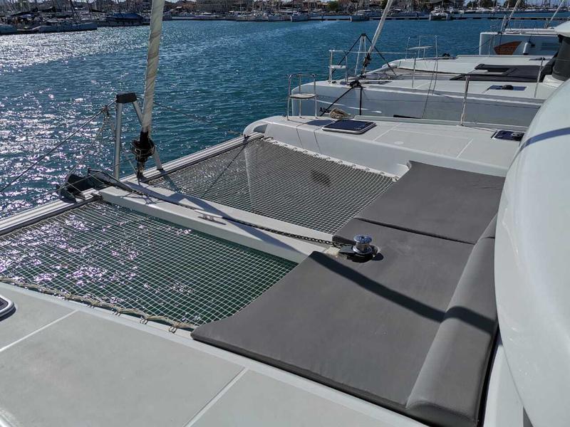Book yachts online - catamaran - Lagoon 42 - Katerina (A/C - Generator) - rent