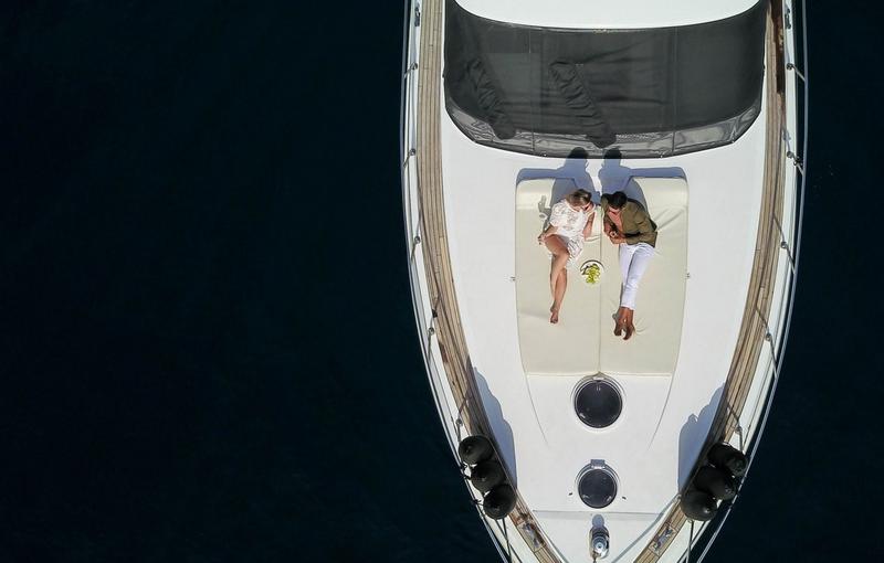 Book yachts online - motorboat - Fairline Squadron 55 - Queen - rent