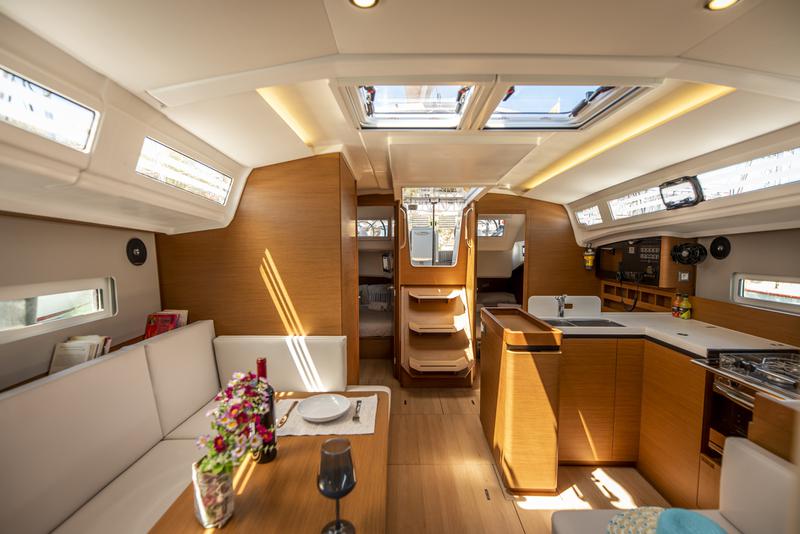 Book yachts online - sailboat - Sun Odyssey 410 - Garfish - rent