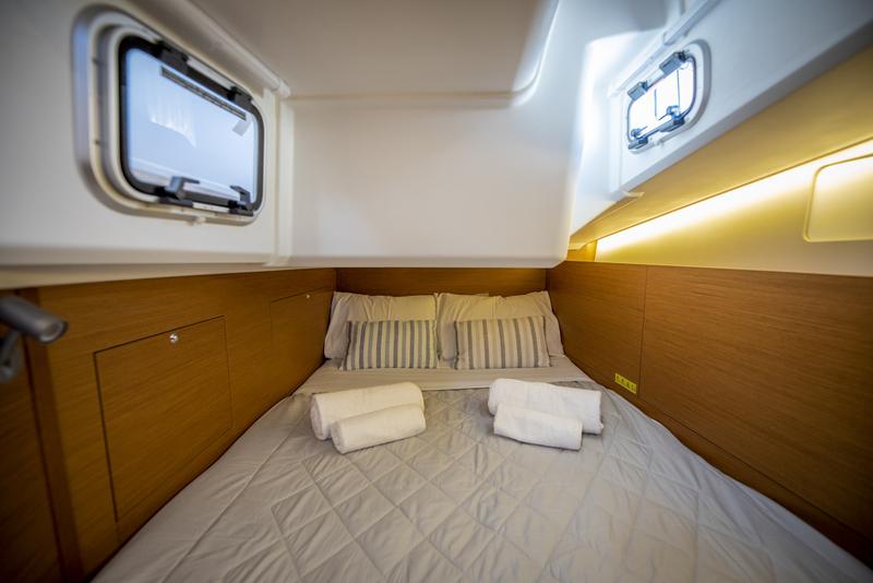 Book yachts online - sailboat - Sun Odyssey 410 - Garfish - rent