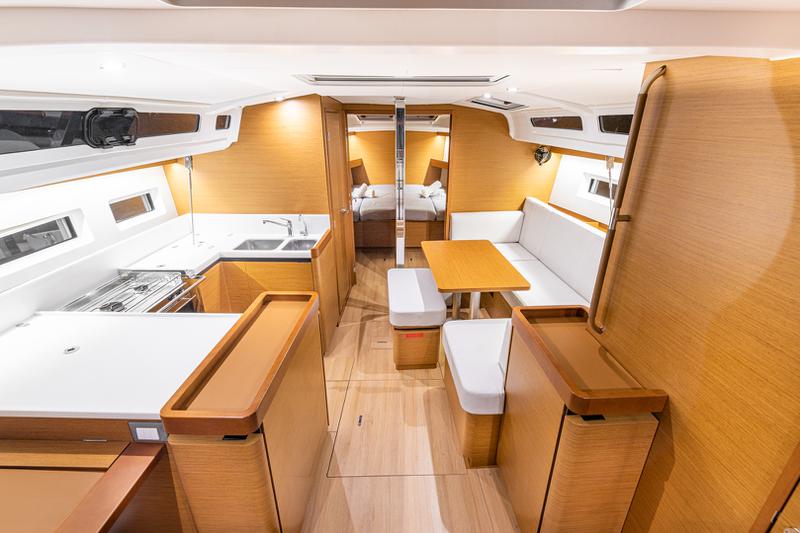 Book yachts online - sailboat - Sun Odyssey 440 - Soulmates - rent