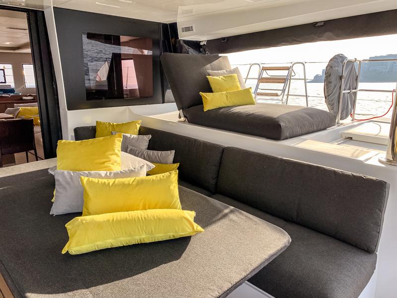 Book yachts online - catamaran - Lagoon 620 Essence - DUOLIFE - rent