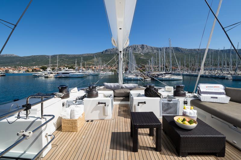 Book yachts online - catamaran - Lagoon 620 - TWIN - rent