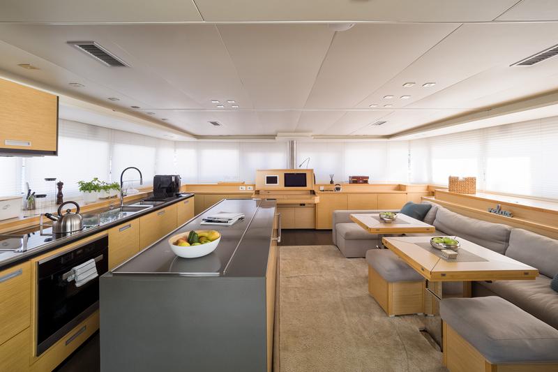 Book yachts online - catamaran - Lagoon 620 - TWIN - rent