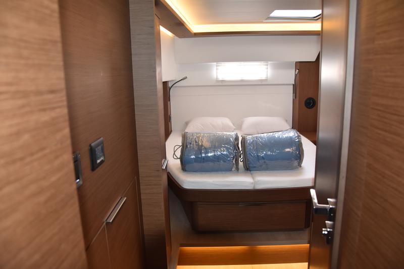 Book yachts online - catamaran - Lagoon 46 (AC, Gen, Watermaker) - BOREAS AC, Gen, W.maker - rent
