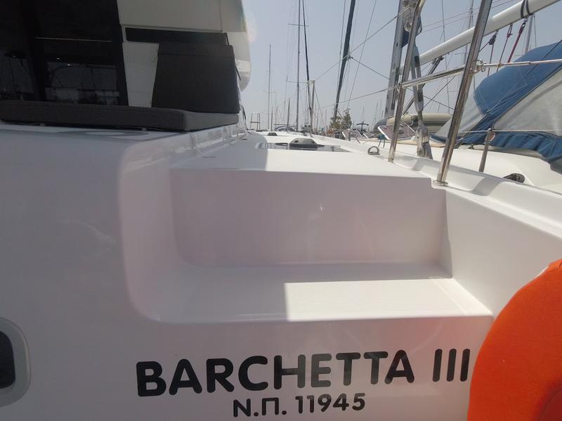 Book yachts online - catamaran - Lagoon 42 - Barchetta III - rent