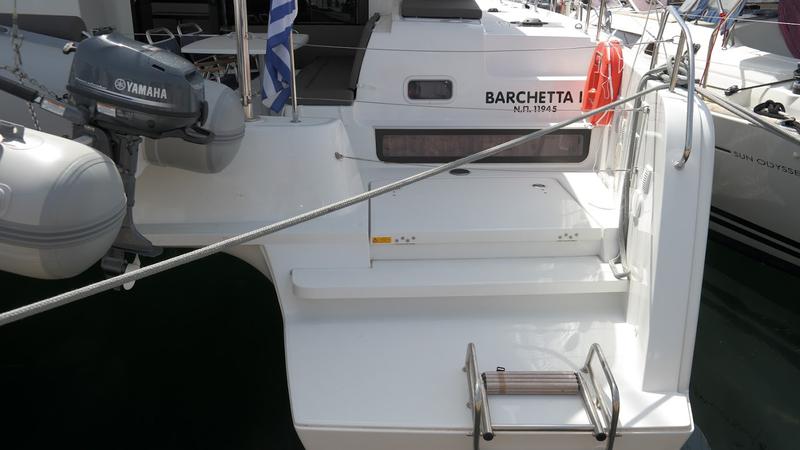 Book yachts online - catamaran - Lagoon 42 - Barchetta III - rent