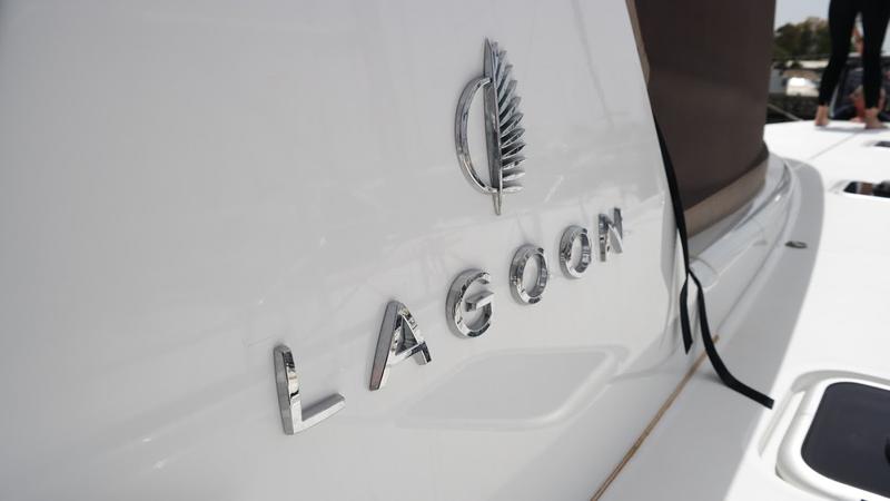 Book yachts online - catamaran - Lagoon 42 - Barchetta III - rent