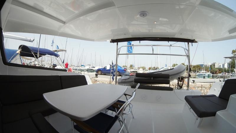 Book yachts online - catamaran - Lagoon 42 - Barchetta III - rent